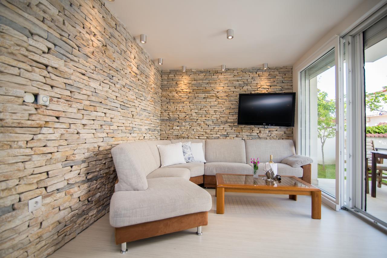 Lili Flora Appartement Zadar